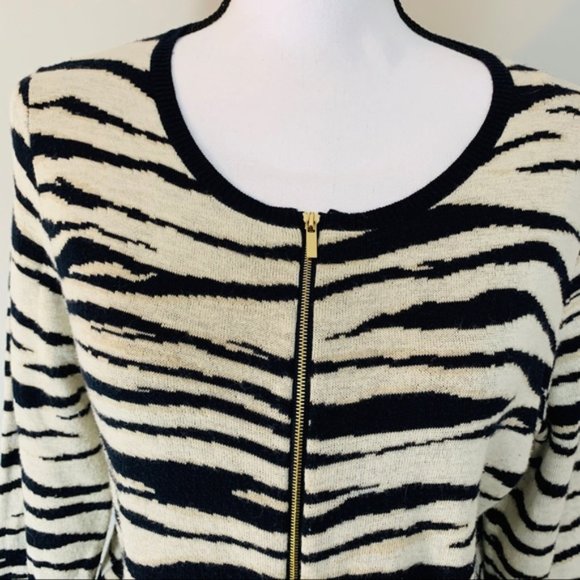 Pre-Owned $90 Ann Taylor Zebra Zip Cardigan Medium - Picture 7 of 10